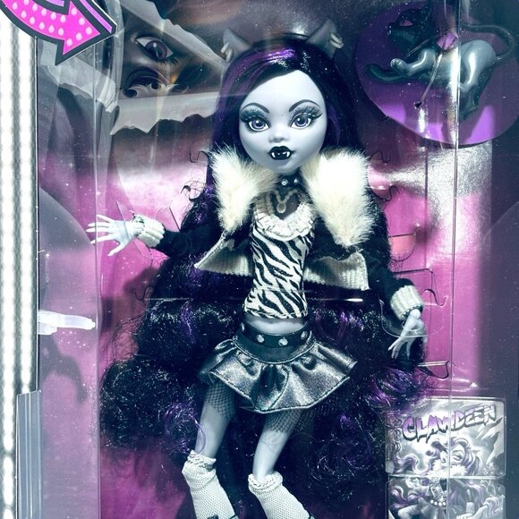 Monster High Doll, Clawdeen Wolf in Black & White, Reel Drama Collector See Pics - Picture 3 of 10